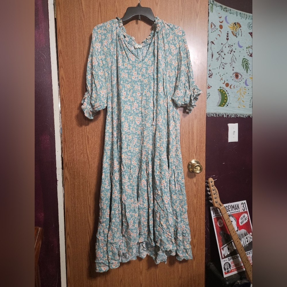 Easel Cottagecore Floral Maxi Dress V Neck Size Small Oversized Fit! - Picture 1 of 5